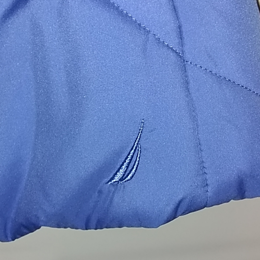 Nautica Puffer Vest Size S - Picture 3 of 5